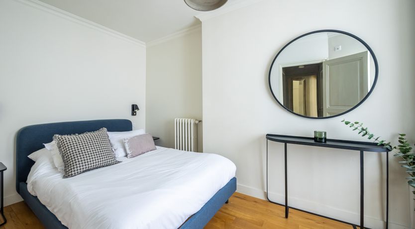 Photo of Paris Magenta