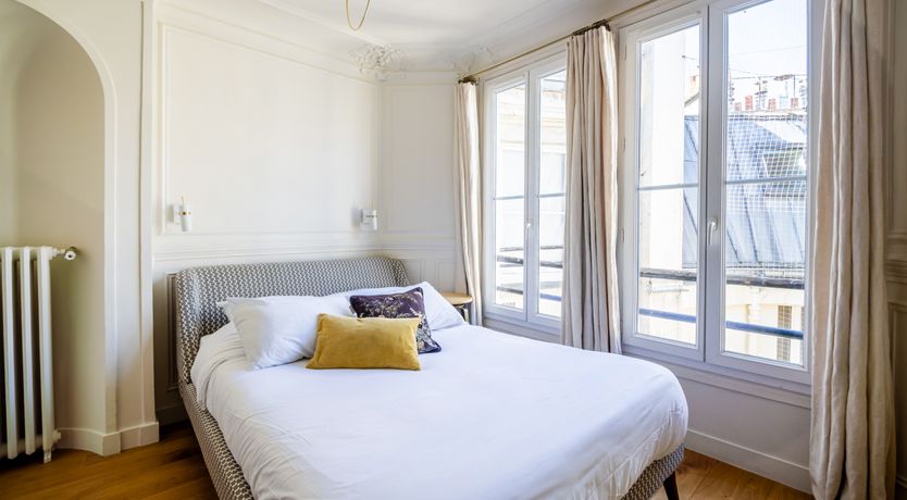 Photo of Paris Magenta