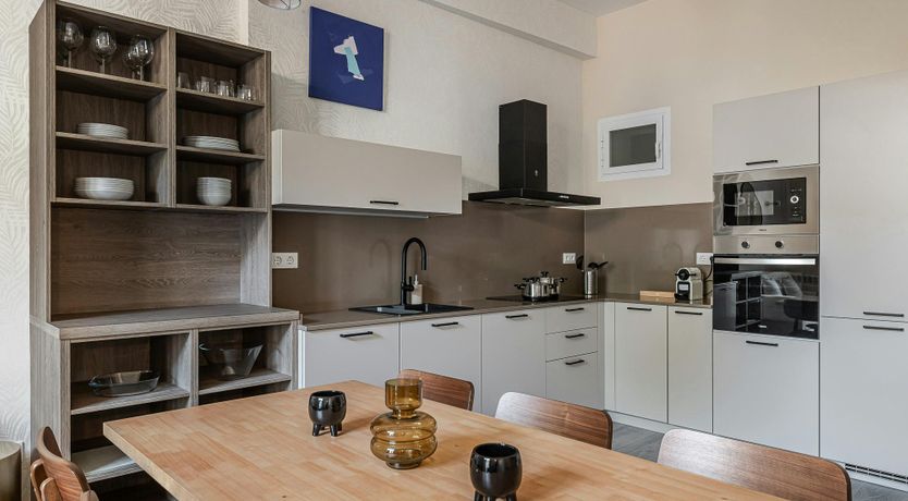 Photo of Fronds of Ivory