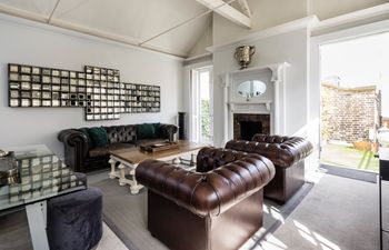 The White Bonnet Holiday Home