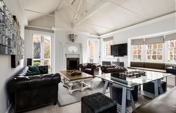The White Bonnet Holiday Home