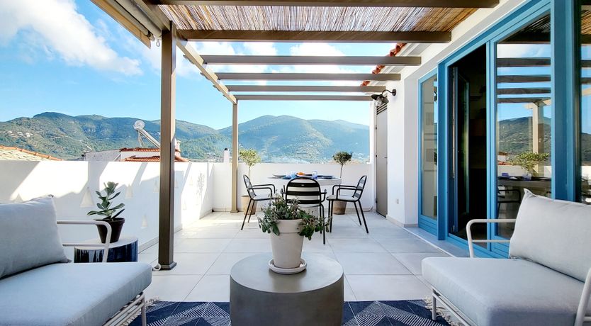 Photo of Blue & White Serenity