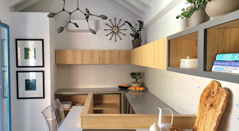 Photo of Blue & White Serenity