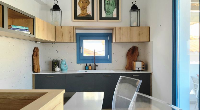 Photo of Blue & White Serenity