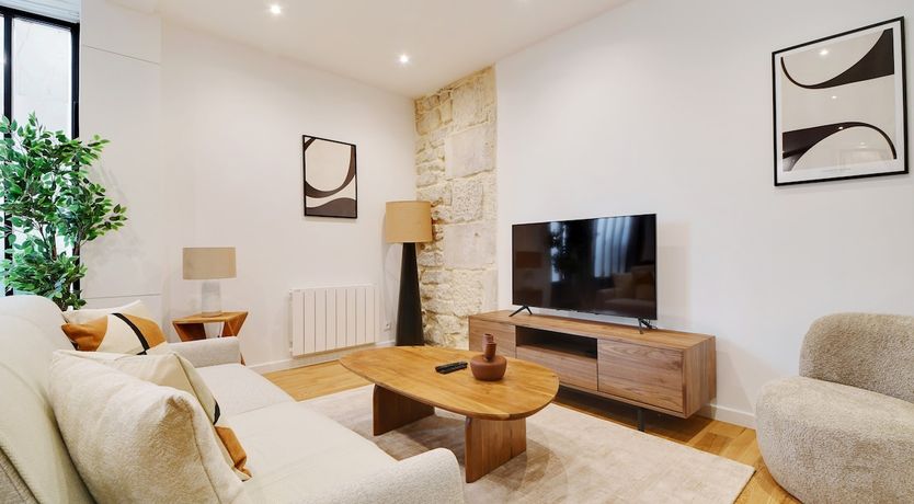 Photo of La Ville Lumière