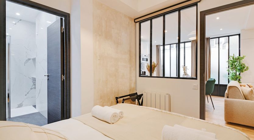 Photo of La Ville Lumière