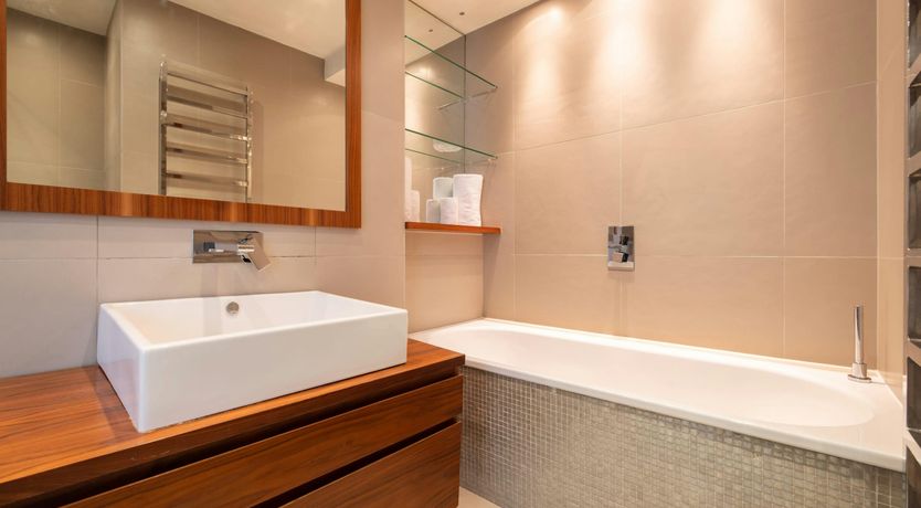 Photo of Botanical Muse