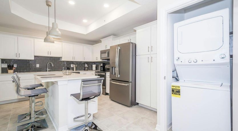 Photo of The Aurora Skyline