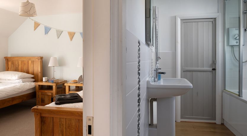 Photo of The Sea & the Moon