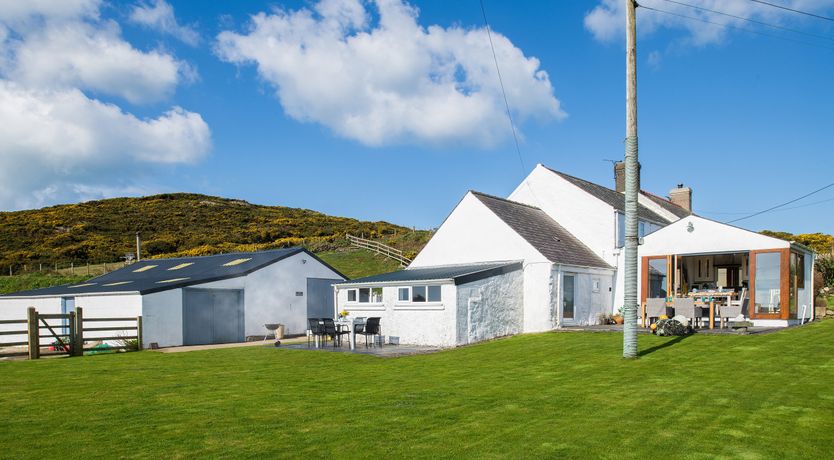 Photo of The Sea & the Moon