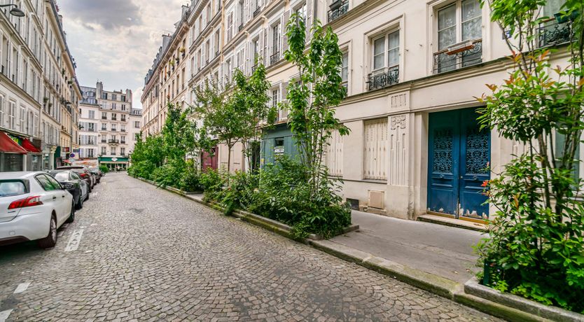 Photo of Parisian Aura