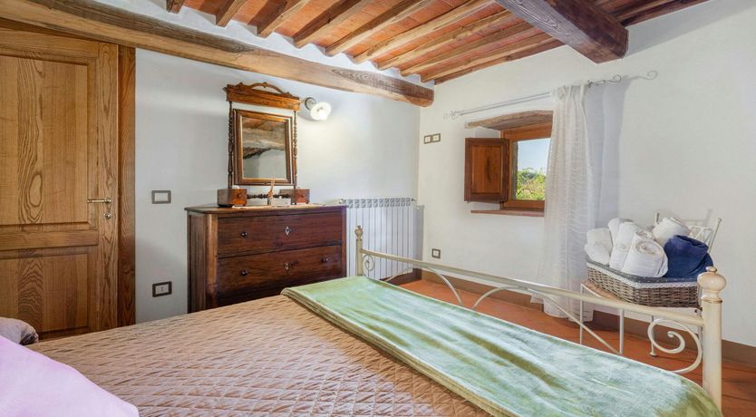 Photo of Tuscan Song