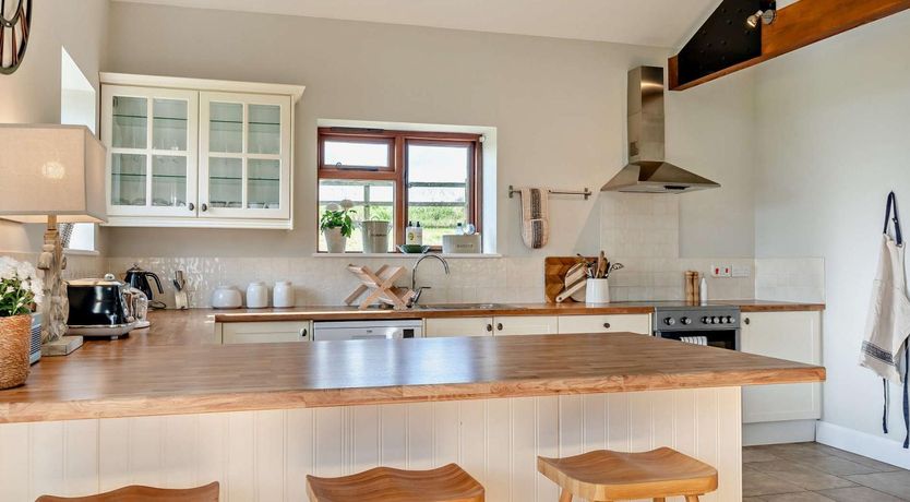 Photo of 3 Bed in Sherborne