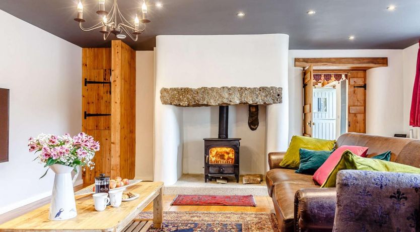 Photo of 5 Bed in Mount Hawke