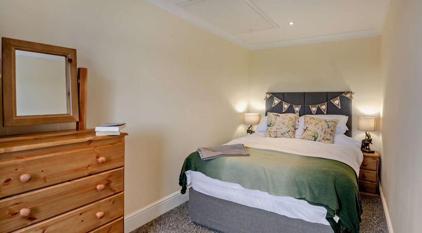 Photo of 1 Bed in Abergele