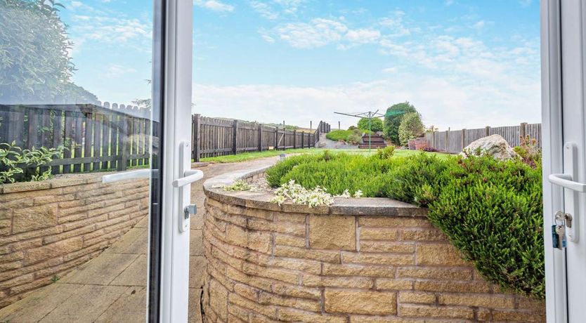 Photo of 1 Bed in Betws Yn Rhos