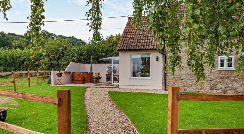 Photo of 1 Bed in Theale