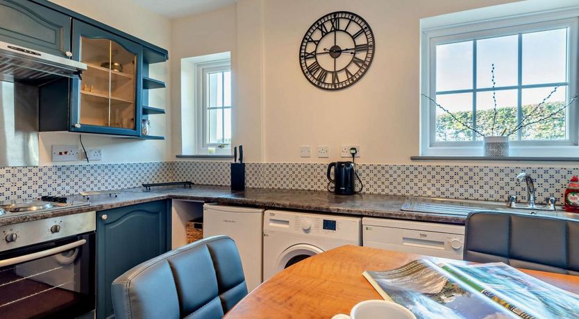 Photo of 3 Bed in Dean