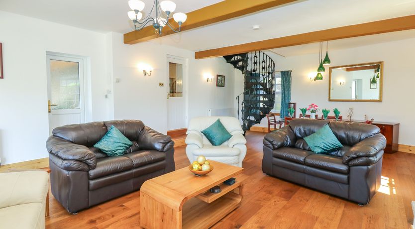 Photo of Moorhen House