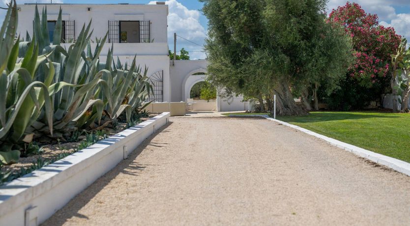 Photo of Cashmere & Stone