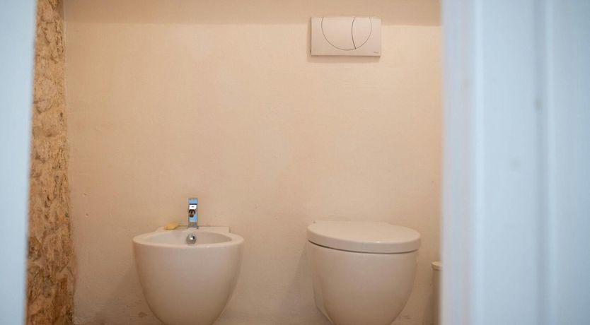 Photo of Cashmere & Stone