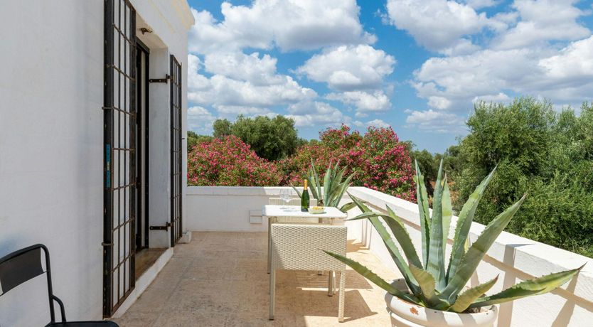 Photo of Cashmere & Stone