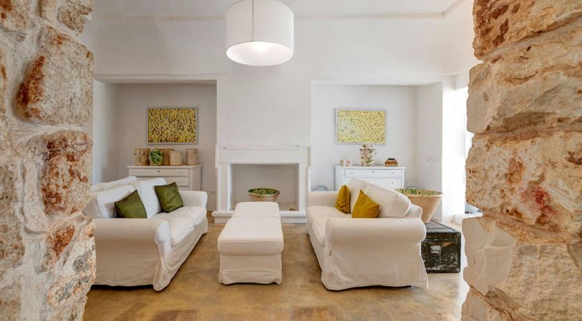 Photo of Cashmere & Stone