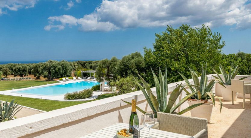 Photo of Cashmere & Stone