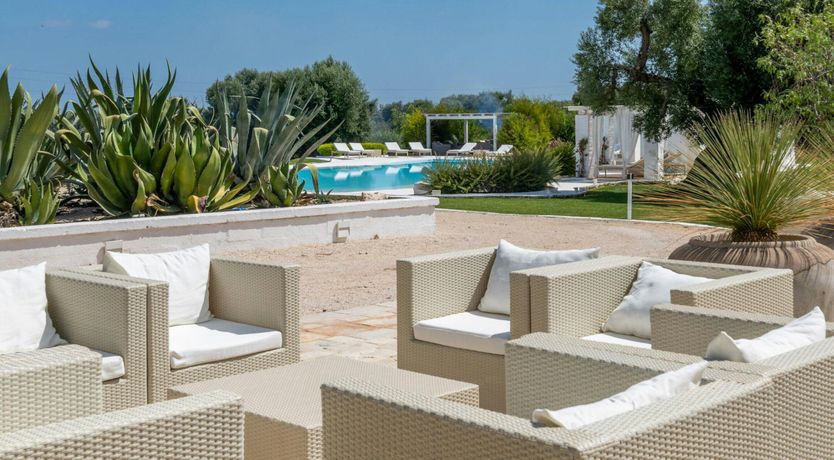 Photo of Cashmere & Stone