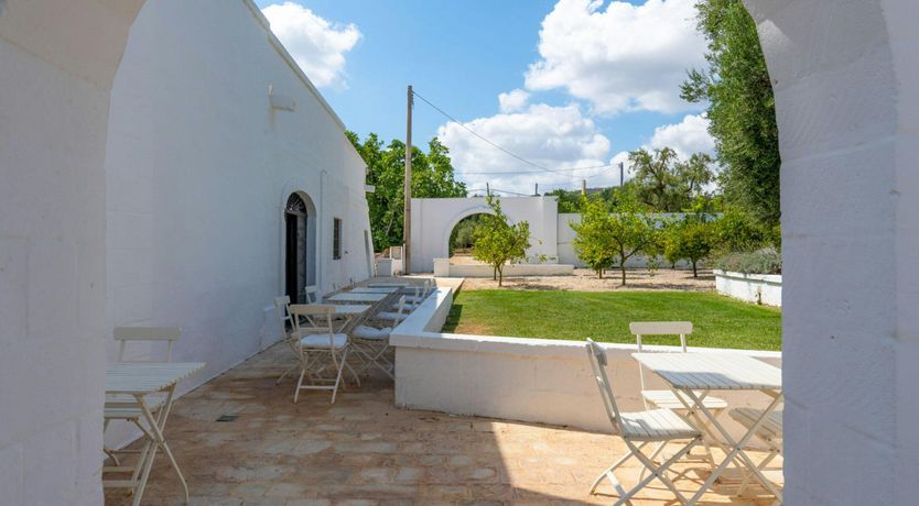 Photo of Cashmere & Stone