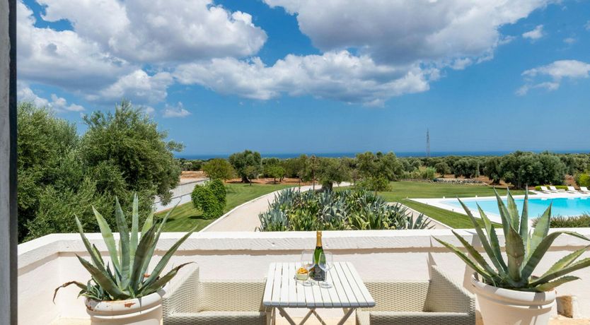 Photo of Cashmere & Stone