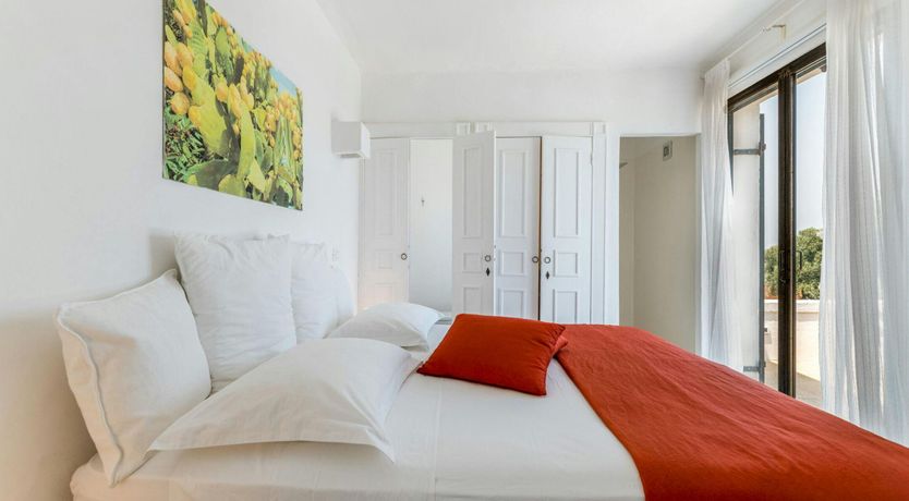 Photo of Cashmere & Stone