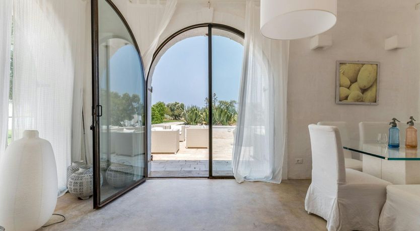 Photo of Cashmere & Stone