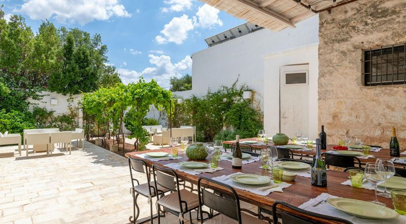 Photo of Cashmere & Stone