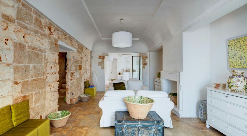 Photo of Cashmere & Stone