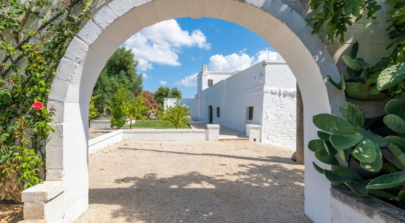 Photo of Cashmere & Stone