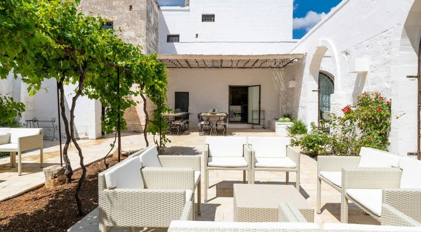 Photo of Cashmere & Stone