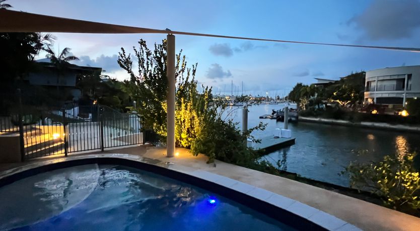 Photo of Darwin Seas