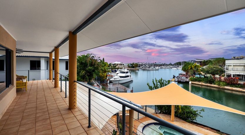 Photo of Darwin Seas