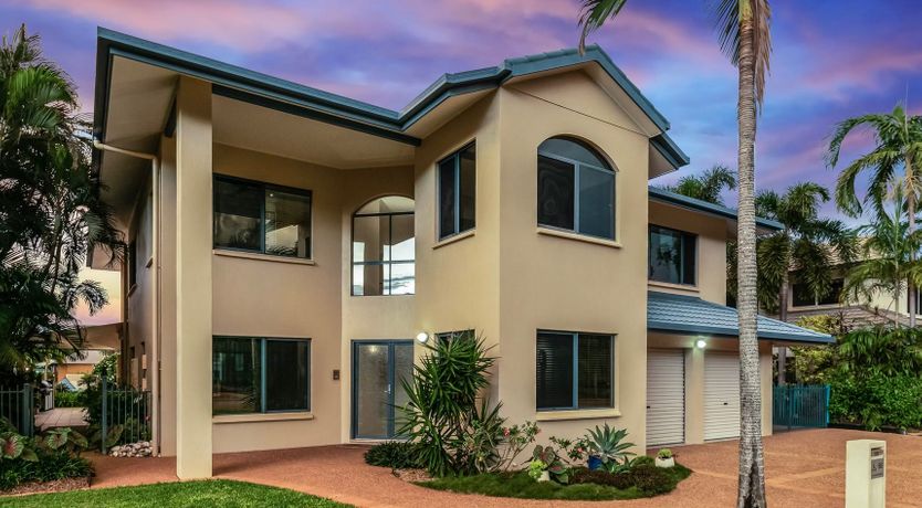 Photo of Darwin Seas