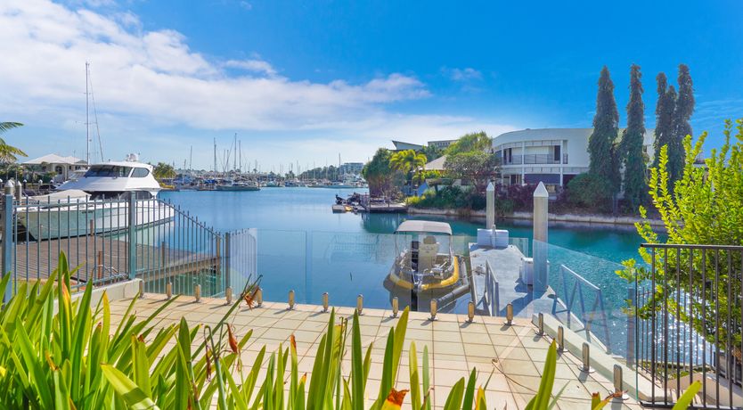 Photo of Darwin Seas