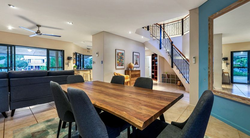 Photo of Darwin Seas