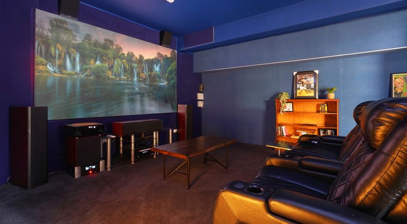 Photo of Darwin Seas