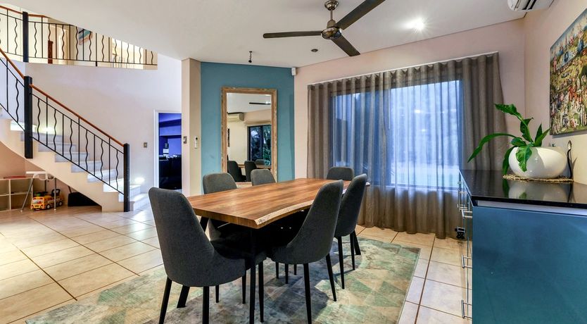 Photo of Darwin Seas