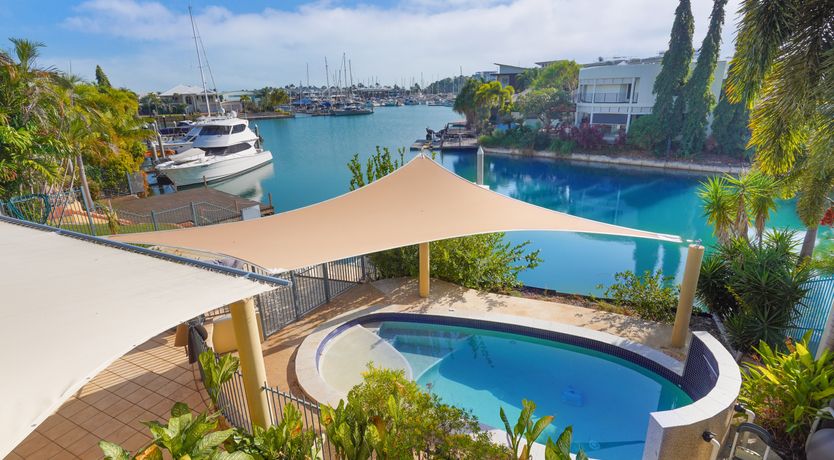 Photo of Darwin Seas