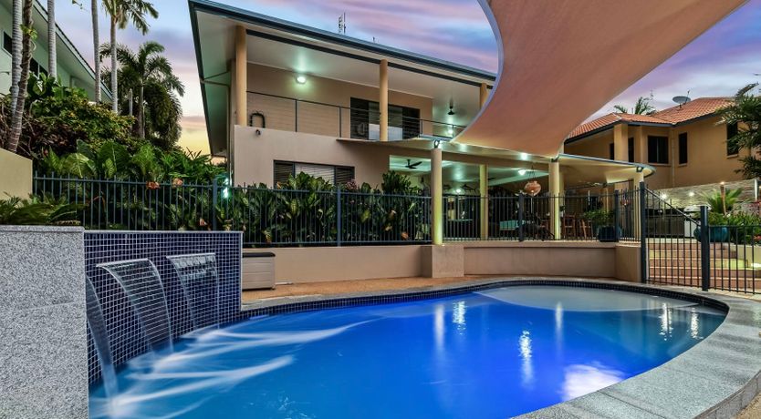 Photo of Darwin Seas