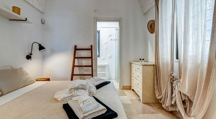 Photo of Ostuni Opal