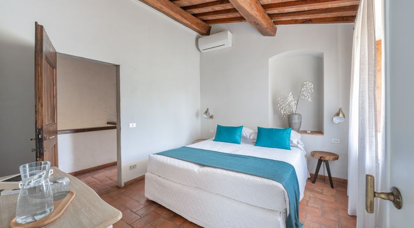 Photo of Florentine Dreams