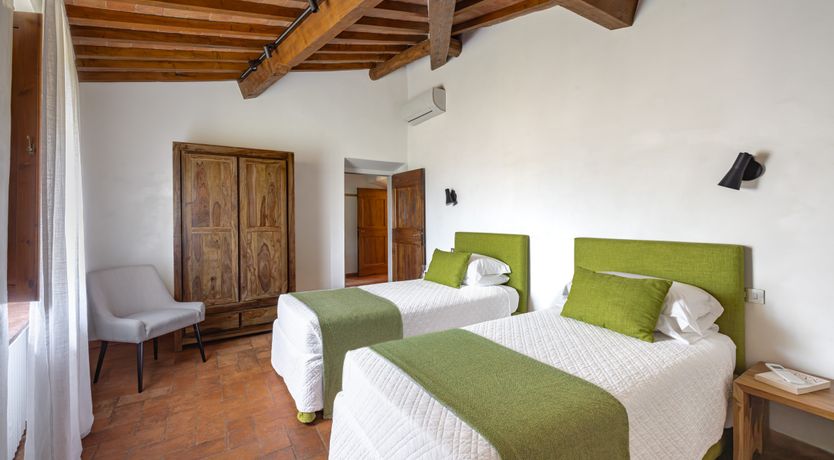 Photo of Florentine Dreams