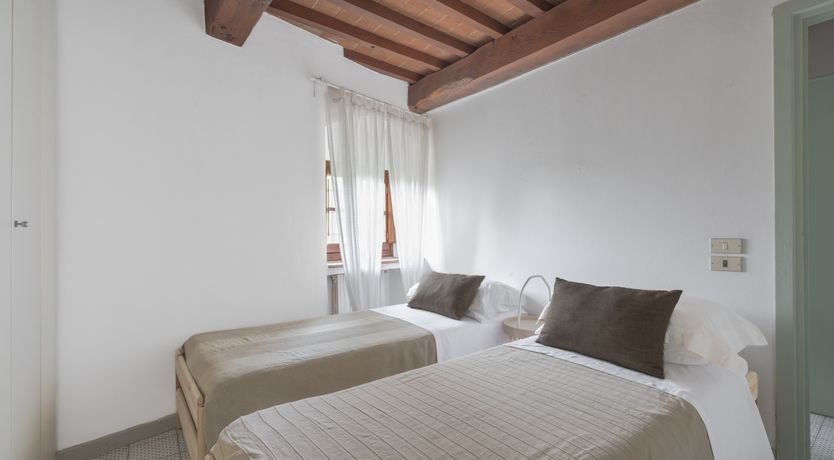 Photo of Florentine Dreams